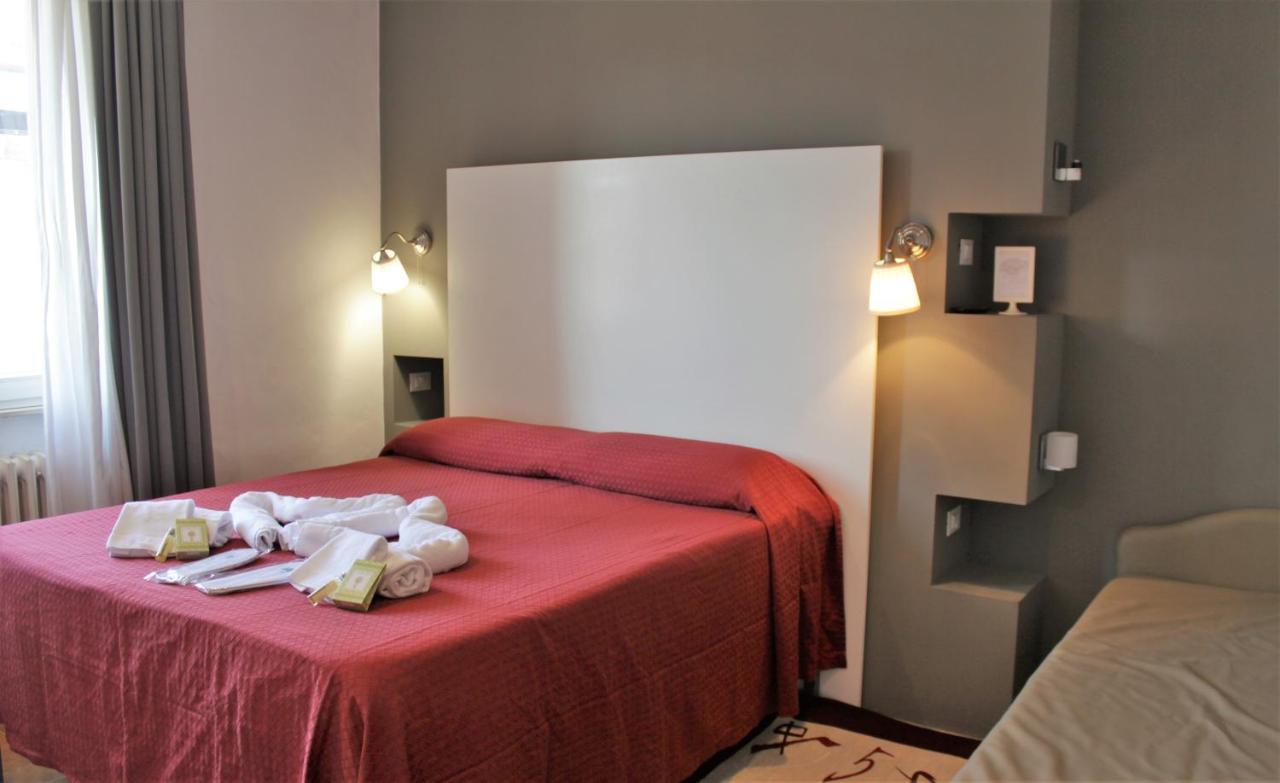 Hotel Piccola Firenze フィレンツオーラ エクステリア 写真