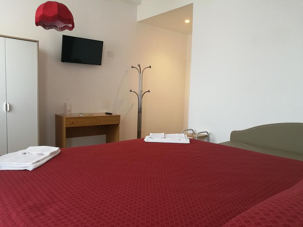 Hotel Piccola Firenze フィレンツオーラ エクステリア 写真