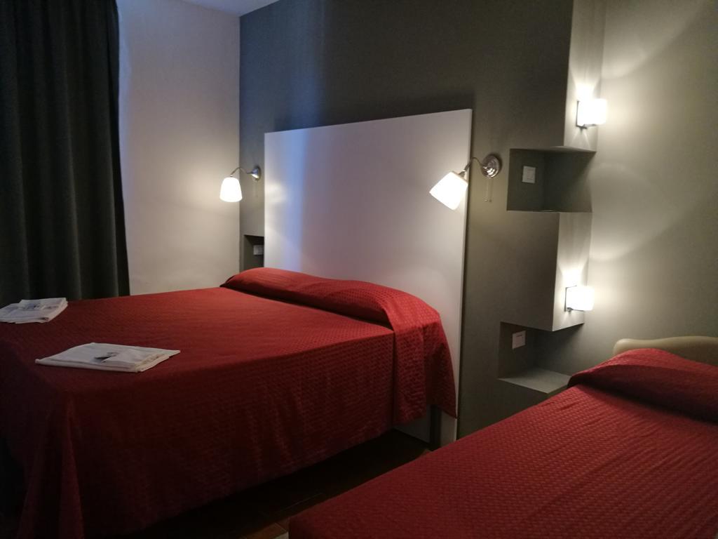 Hotel Piccola Firenze フィレンツオーラ エクステリア 写真