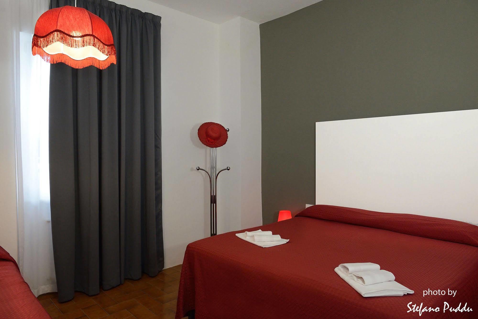 Hotel Piccola Firenze フィレンツオーラ エクステリア 写真