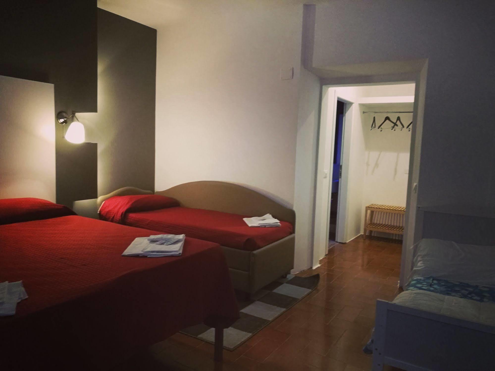 Hotel Piccola Firenze フィレンツオーラ エクステリア 写真